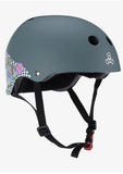 Lizzie Armanto Helmet